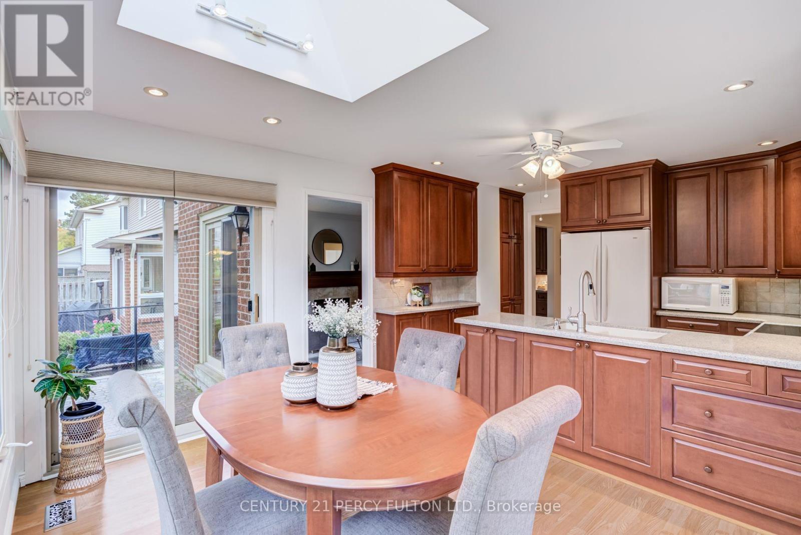 1204 Bramblewood Court, Pickering, ON photo 24