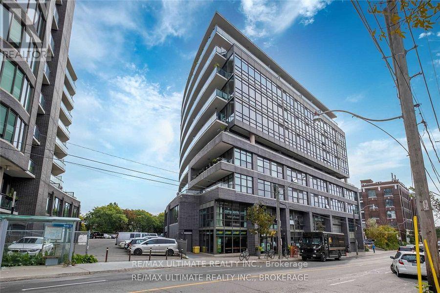 Photo of 319 Carlaw Avenue