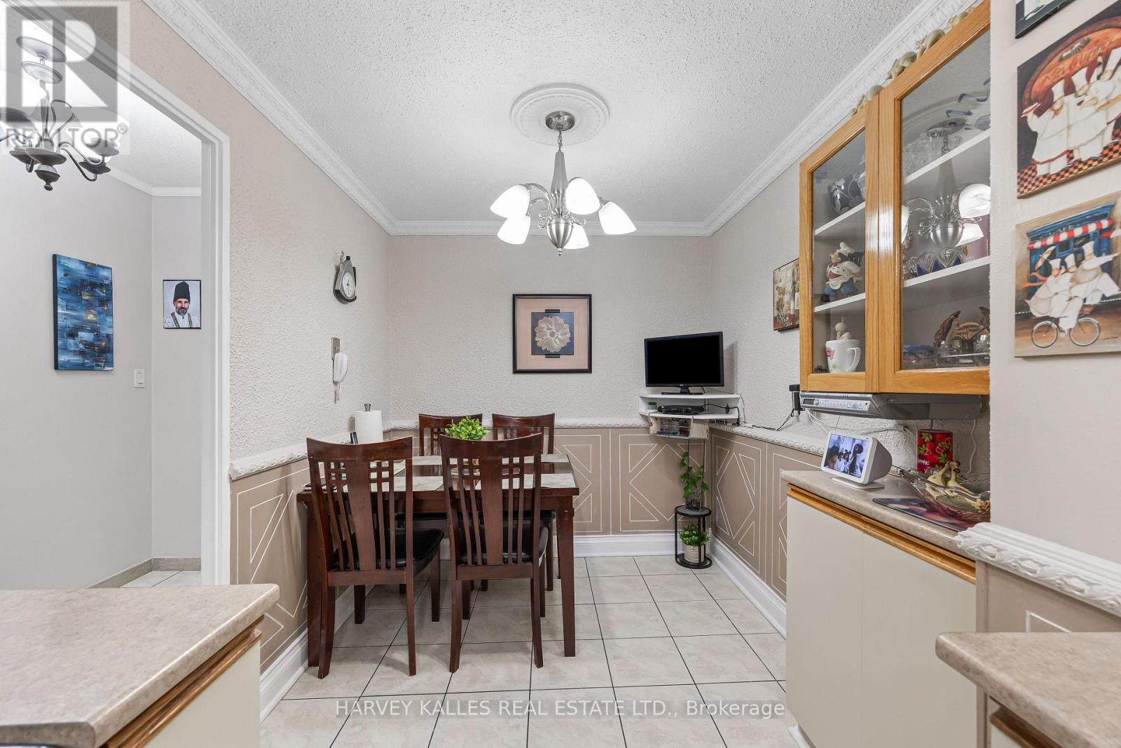 301- 10 Crescent Town Road, Toronto, ON photo 9