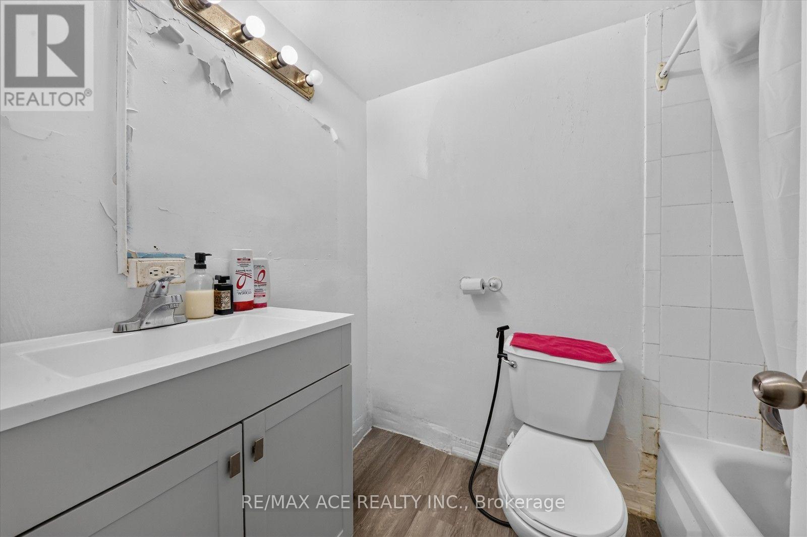 311- 180 Markham Road, Toronto, ON photo 20