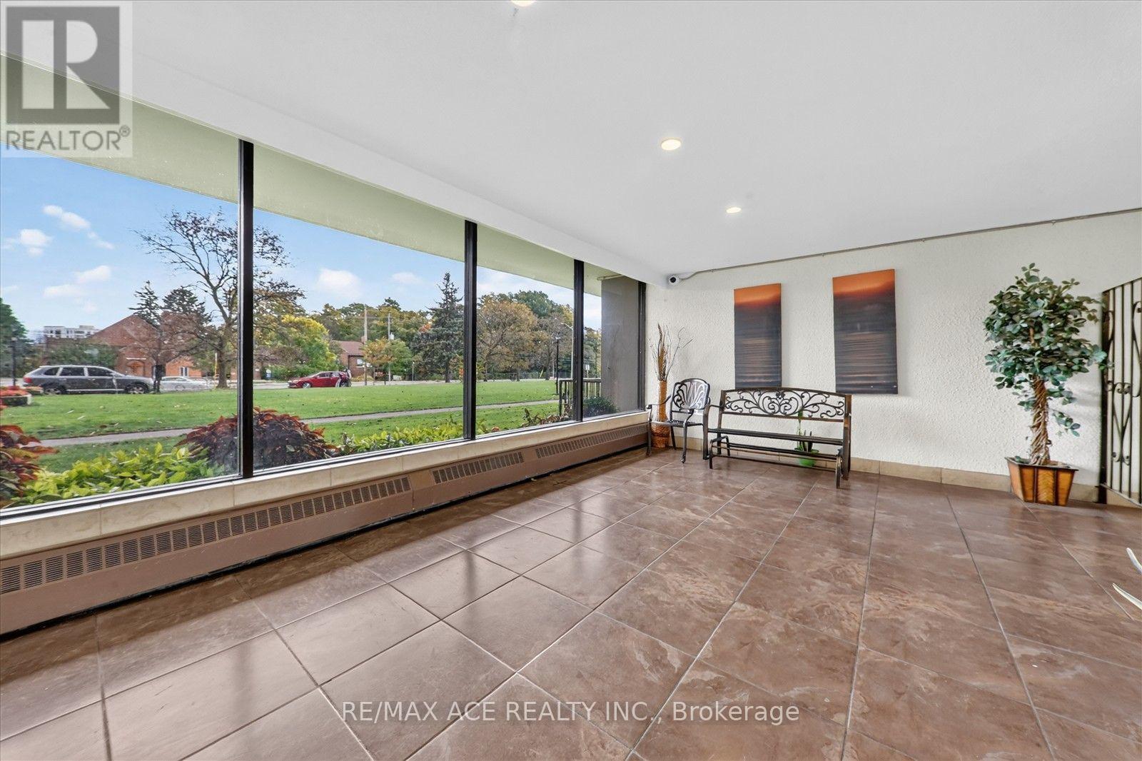 311- 180 Markham Road, Toronto, ON photo 29