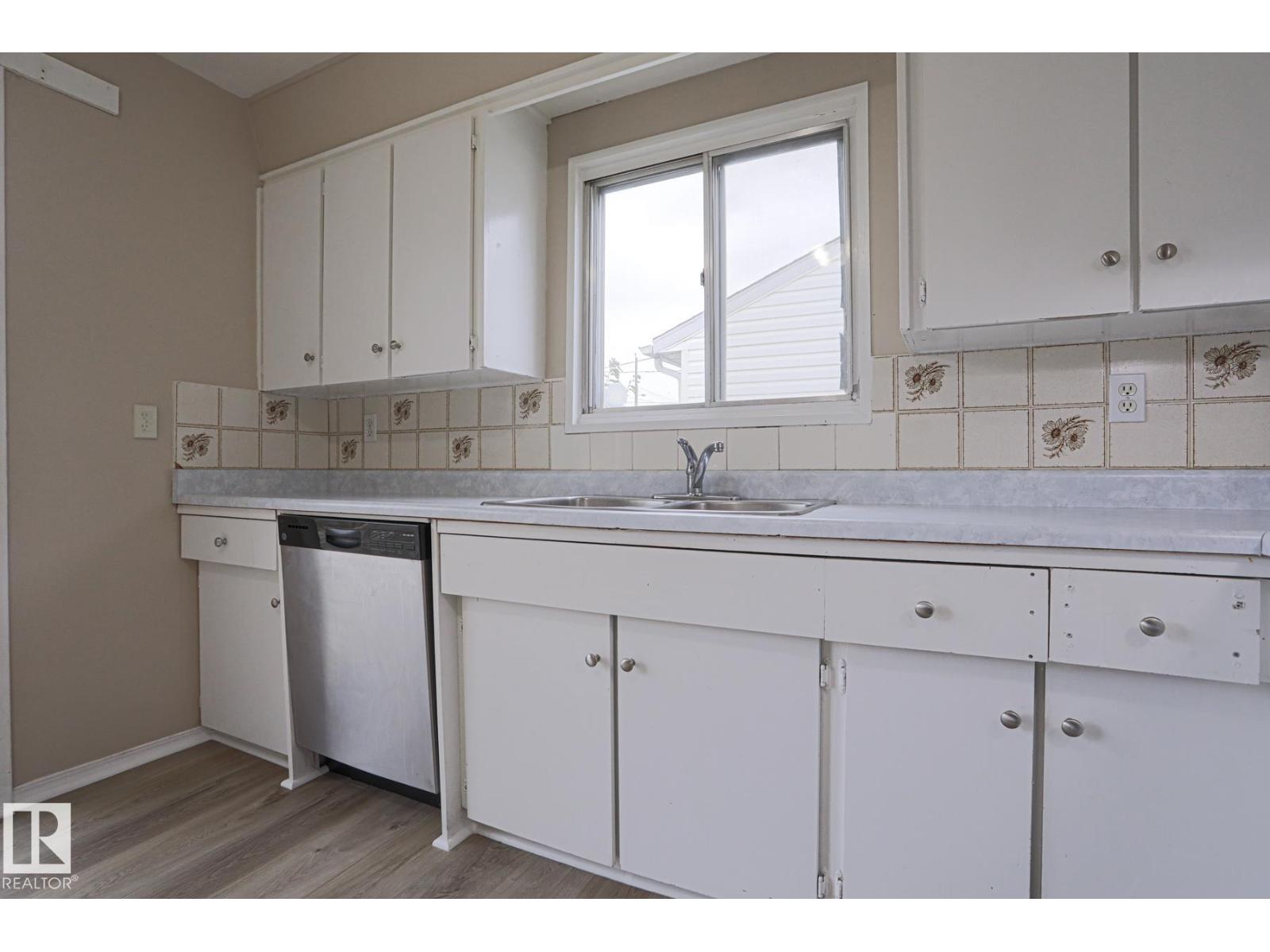 3422 119A AV NW NW, Edmonton — photo 13