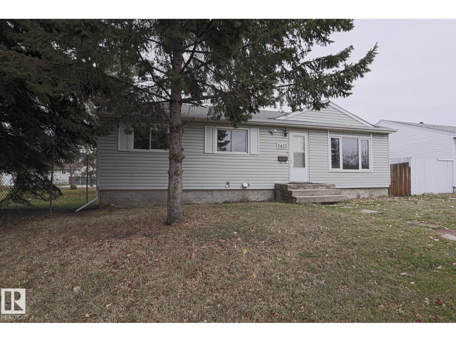 3422 119A AV NW NW, Edmonton — photo 2