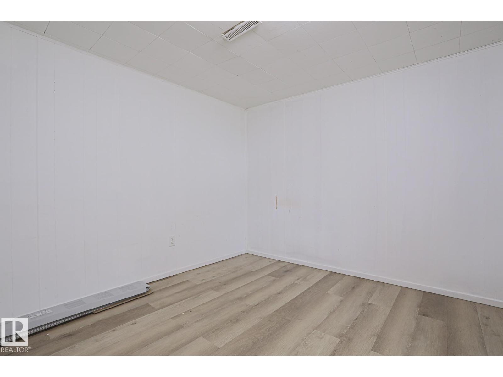 Property photograph 43 for MLS E4514402