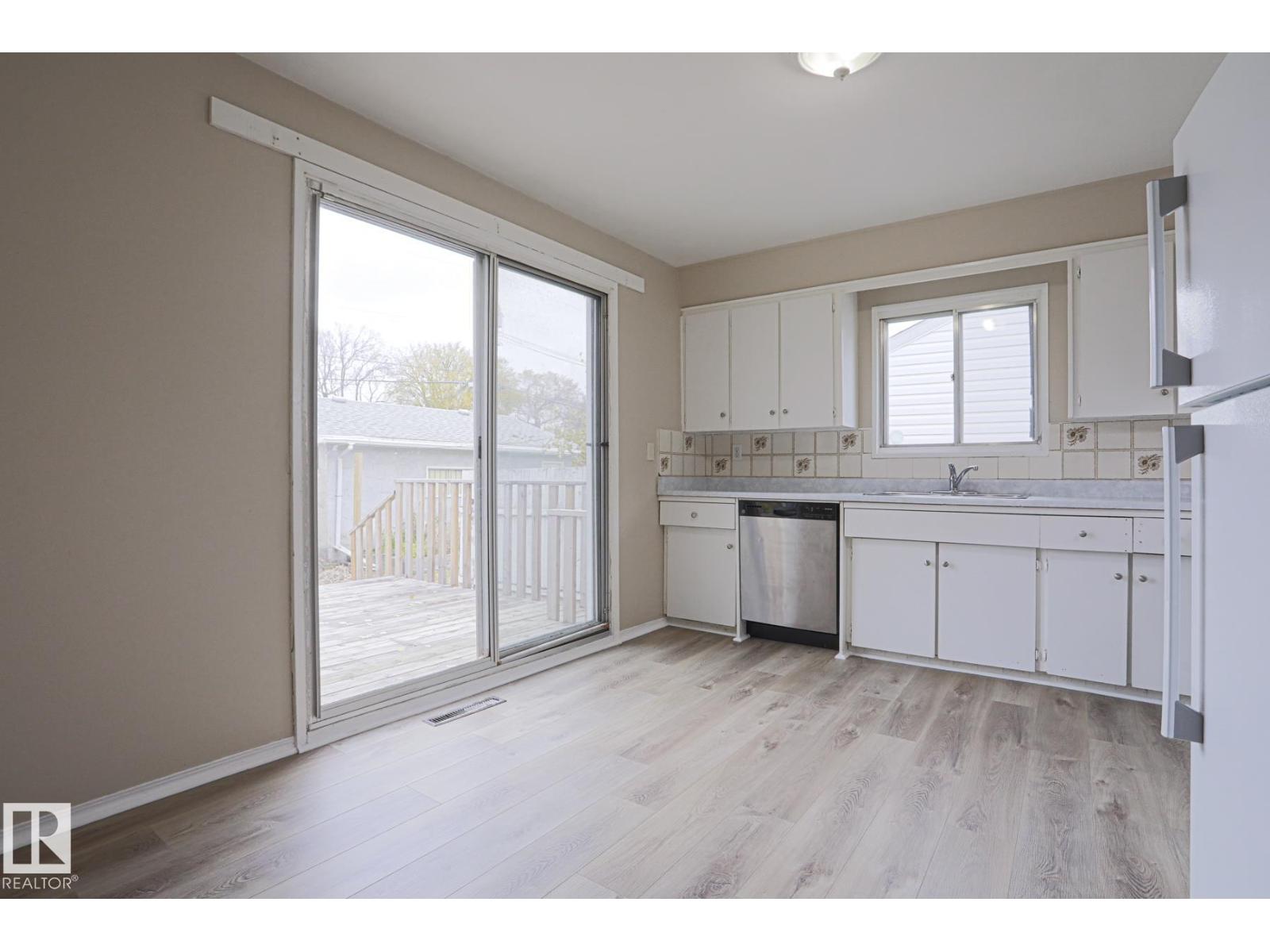 3422 119A AV NW NW, Edmonton — photo 8