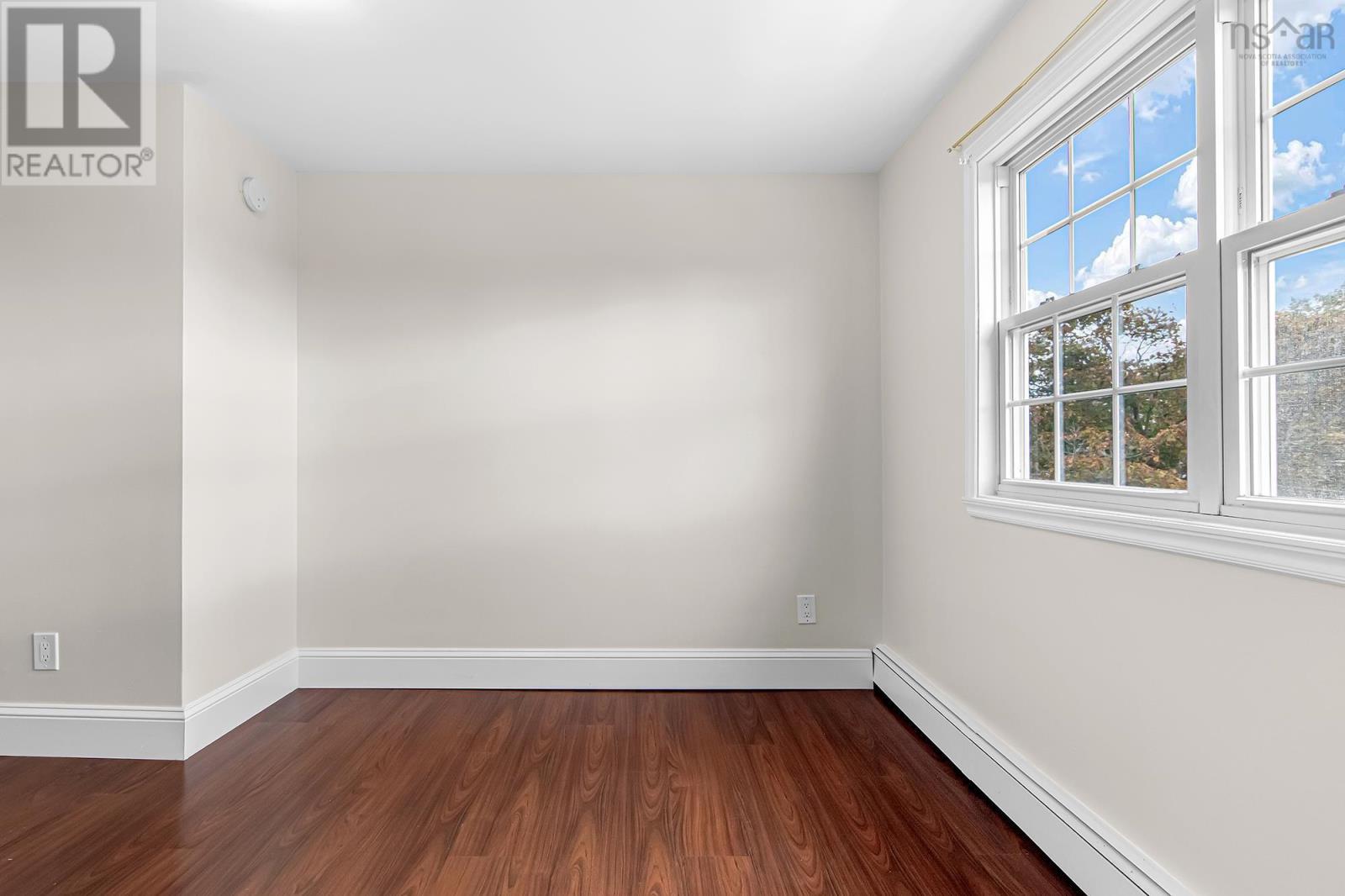 5879 Stairs Street, photo 19