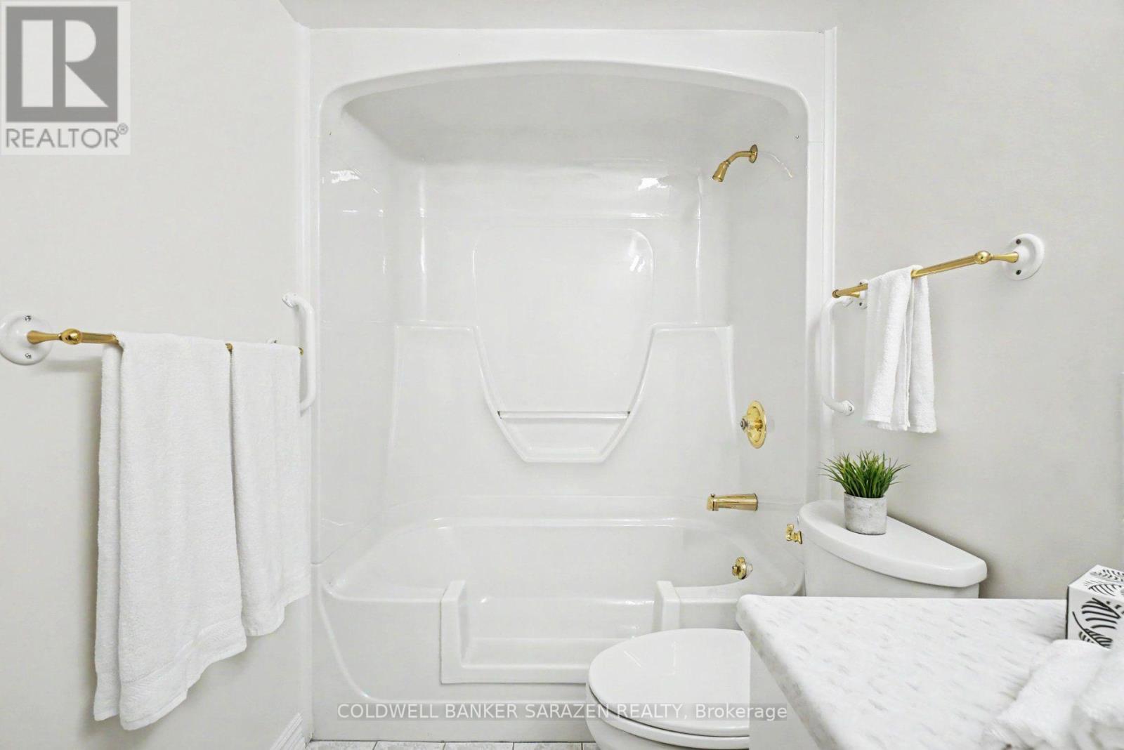 ensuite bath