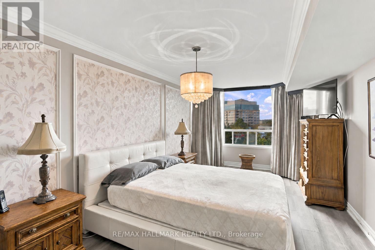 415- 7 Townsgate Drive, Vaughan, ON photo 13