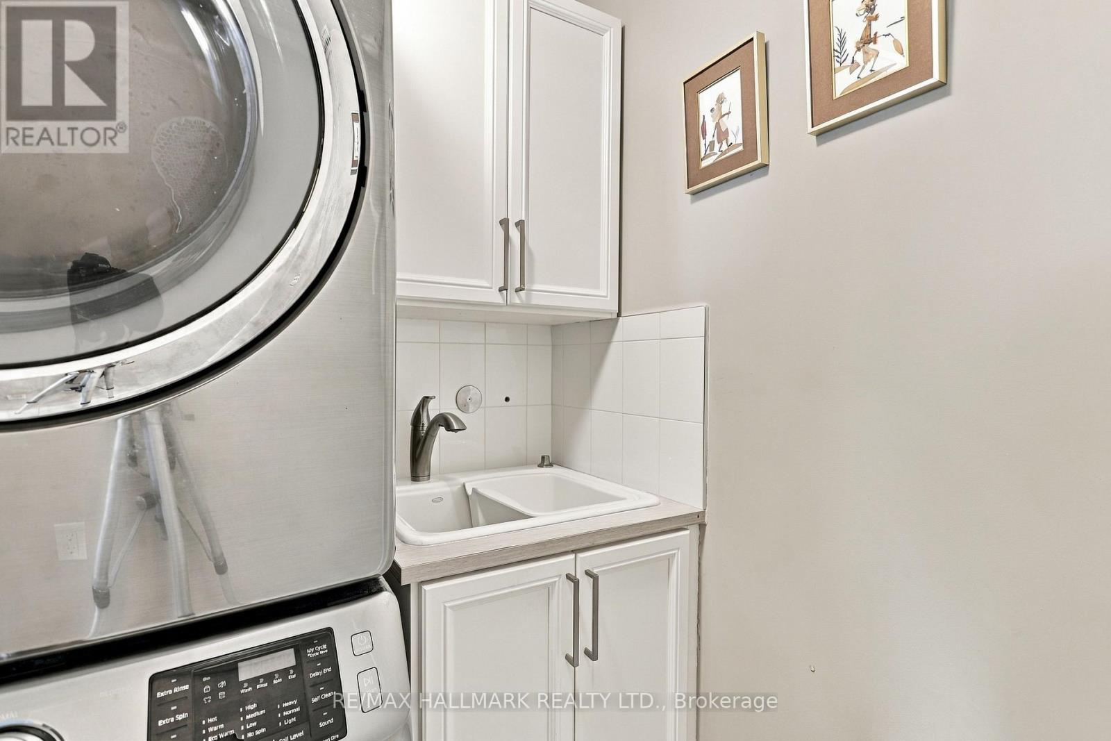 415- 7 Townsgate Drive, Vaughan, ON photo 17