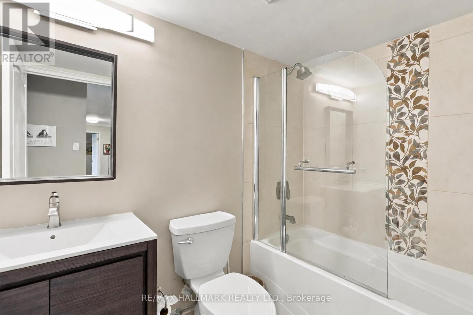 415- 7 Townsgate Drive, Vaughan, ON photo 20