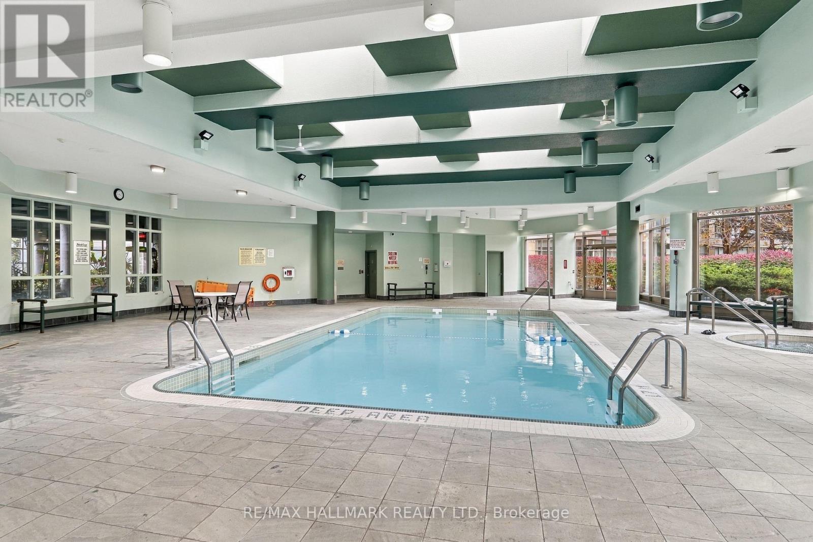 415- 7 Townsgate Drive, Vaughan, ON photo 23