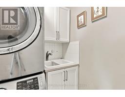 415 - 7 Townsgate Drive, Vaughan, ON L4J7Z9 Photo 17