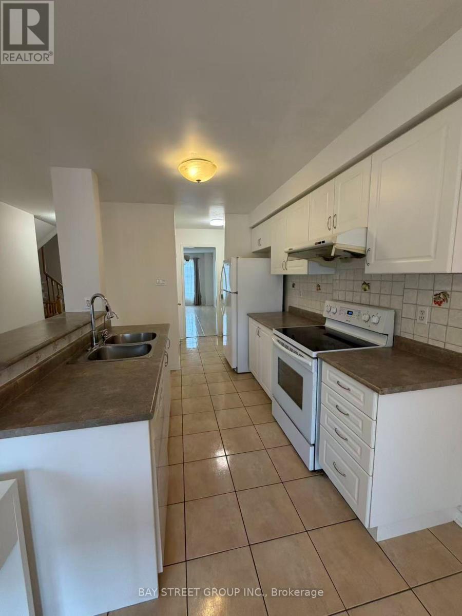 730 CASTLEMORE AVENUE, Markham (Wismer) — photo 5