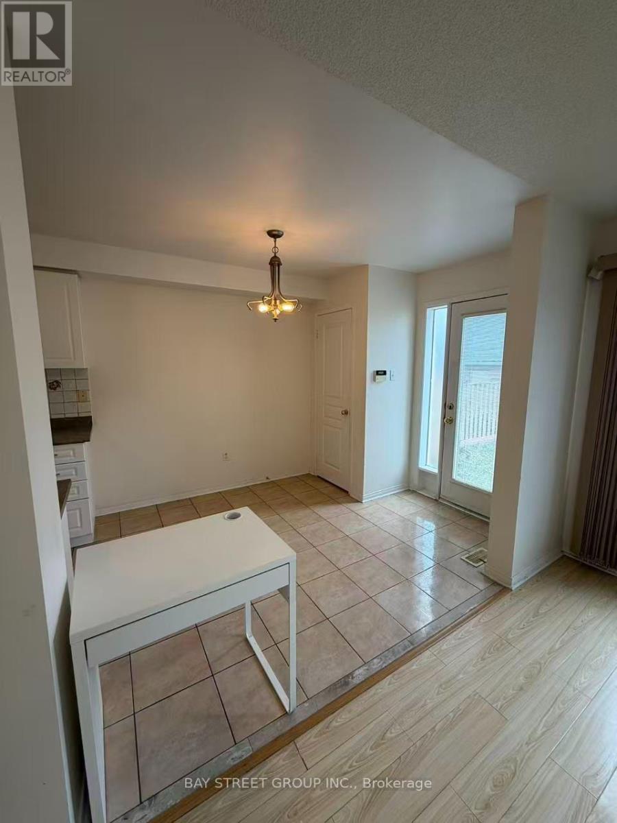 730 CASTLEMORE AVENUE, Markham (Wismer) — photo 8