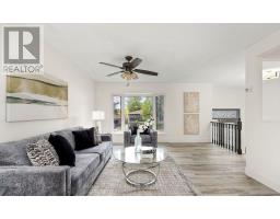 79 Maplegrove Avenue, Bradford West Gwillimbury, ON L3Z1R9 Photo 6