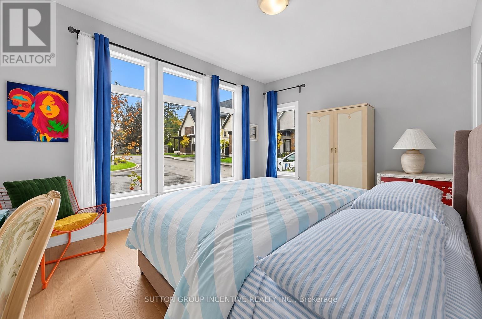 1 Rice Lane, Orillia photo 14