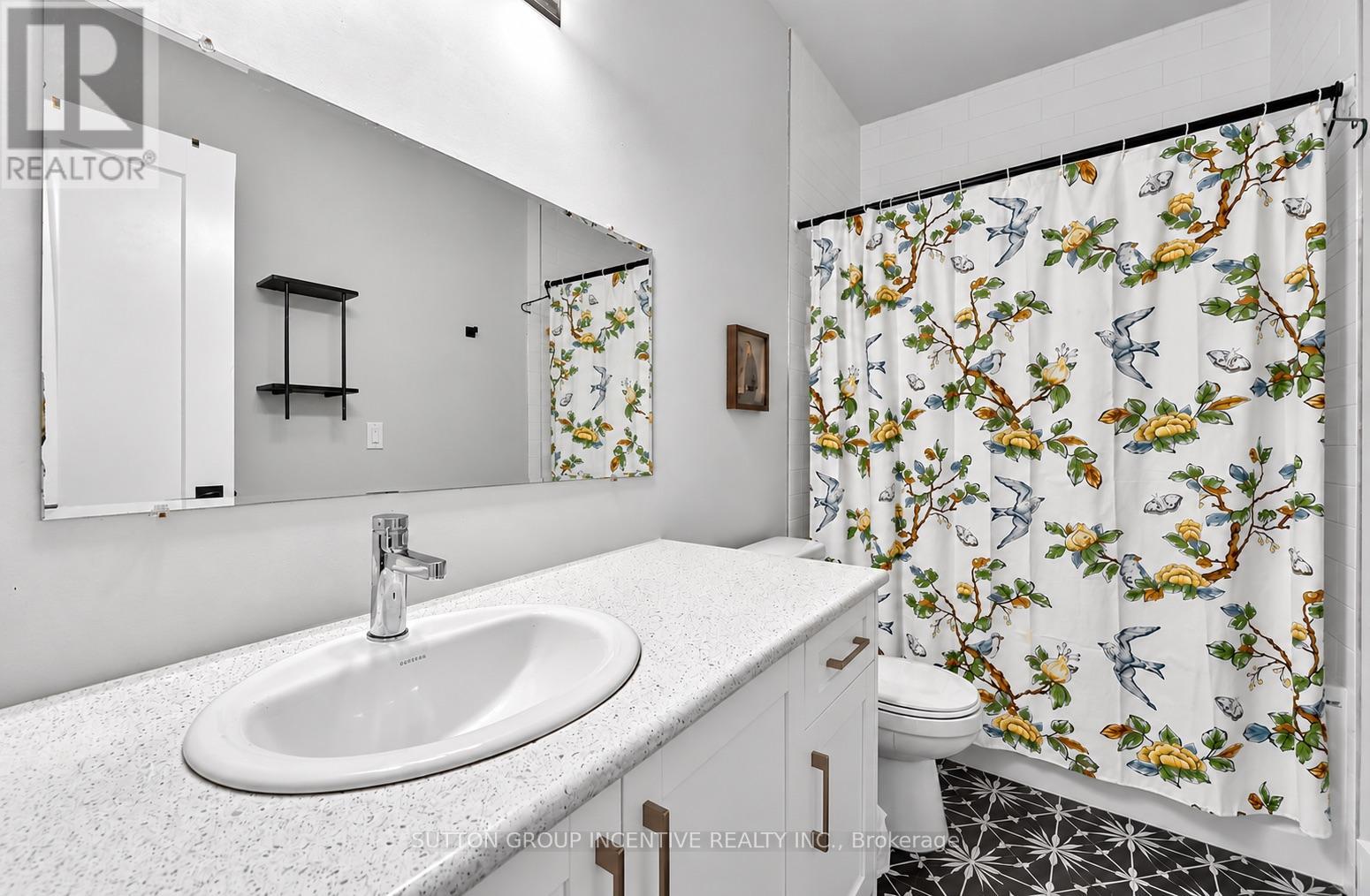 1 Rice Lane, Orillia photo 21