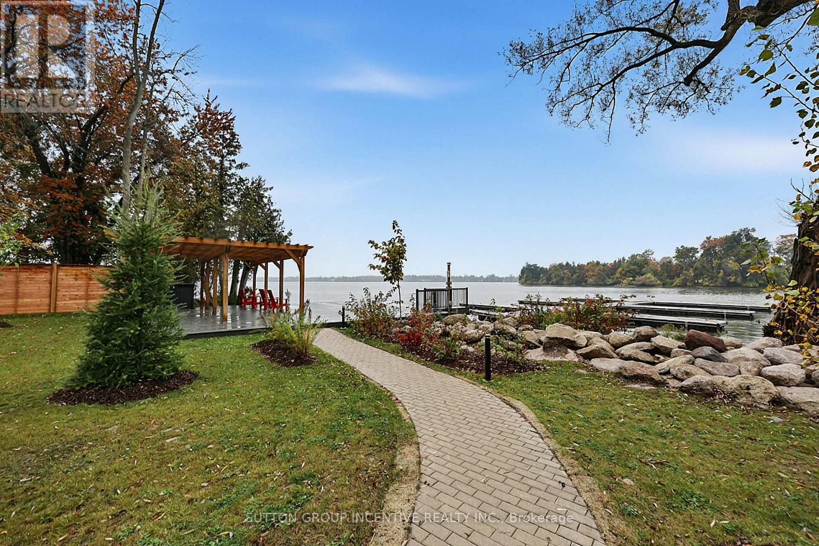 1 Rice Lane, Orillia photo 25