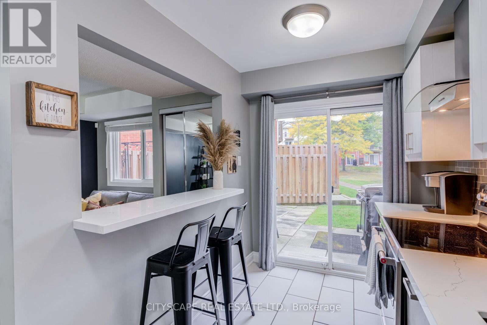 69 - 45 WYLIE CIRCLE, Halton Hills (Georgetown) — photo 8