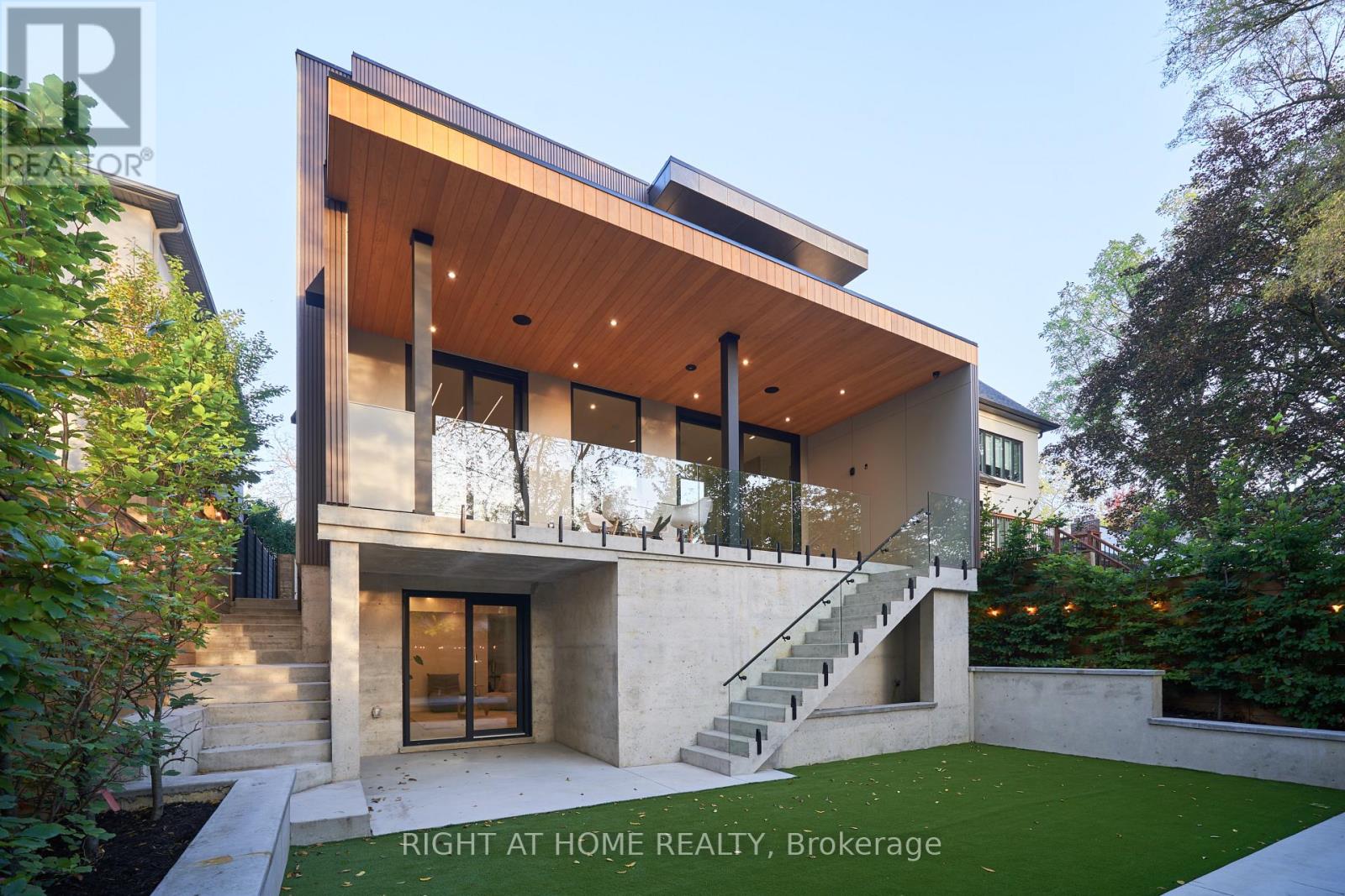 4675 Dundas Street West, Toronto, ON photo 31