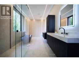 4675 Dundas Street W, Toronto, ON M9A1A4 Photo 16