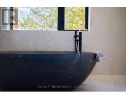 4675 Dundas Street W, Toronto, ON M9A1A4 Photo 17