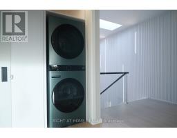4675 Dundas Street W, Toronto, ON M9A1A4 Photo 22