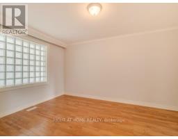 Primary Bedroom - 48 Wallace Avenue, Toronto, ON M6H1T5 Photo 13