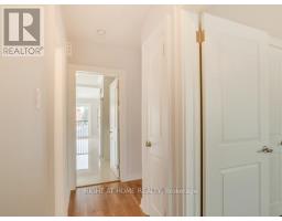Living room - 48 Wallace Avenue, Toronto, ON M6H1T5 Photo 17