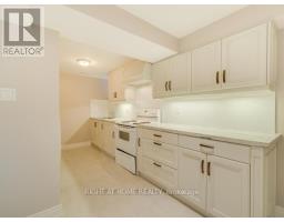 Living room - 48 Wallace Avenue, Toronto, ON M6H1T5 Photo 6