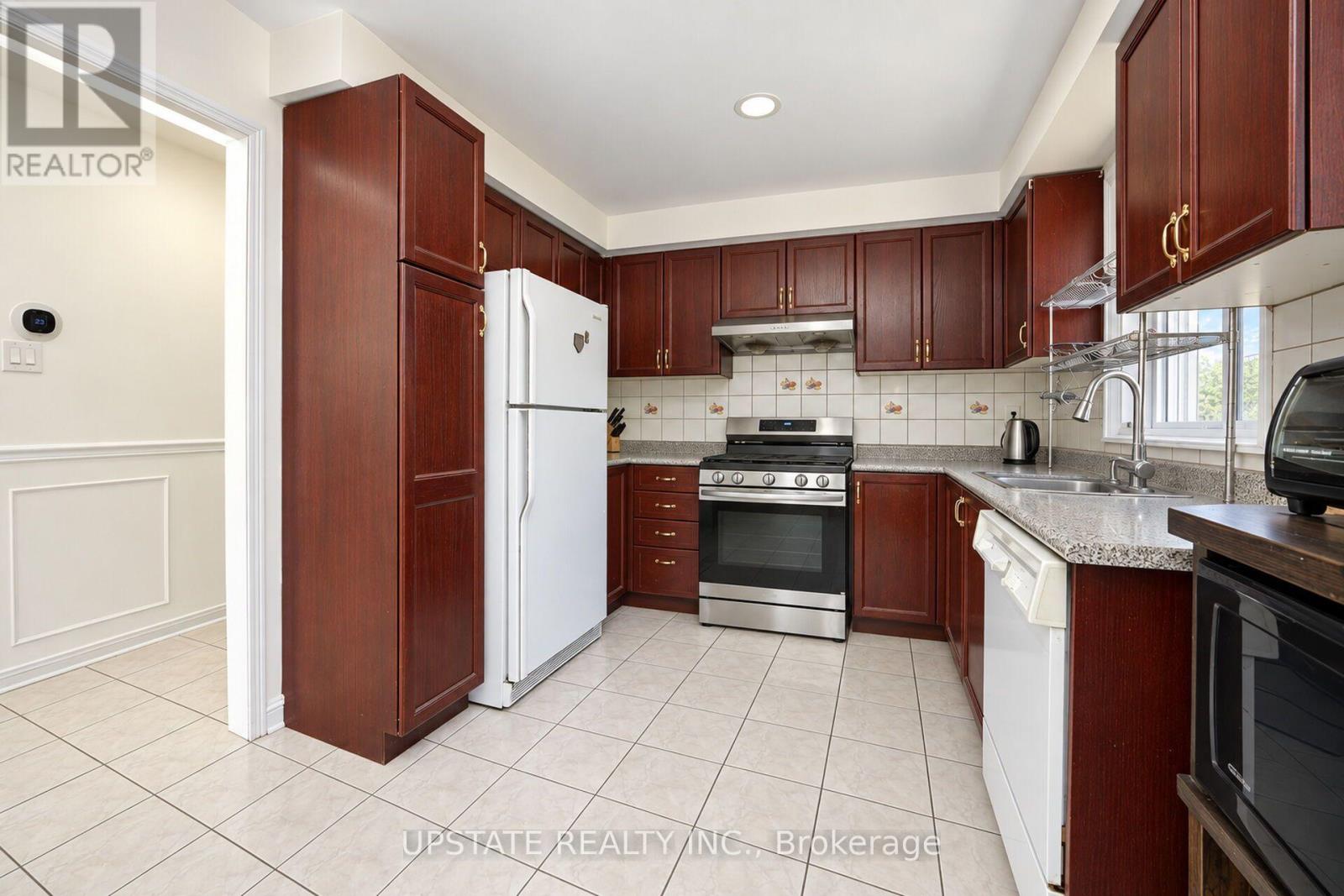 28 BRAEMORE ROAD, Brampton (Brampton West) — photo 10