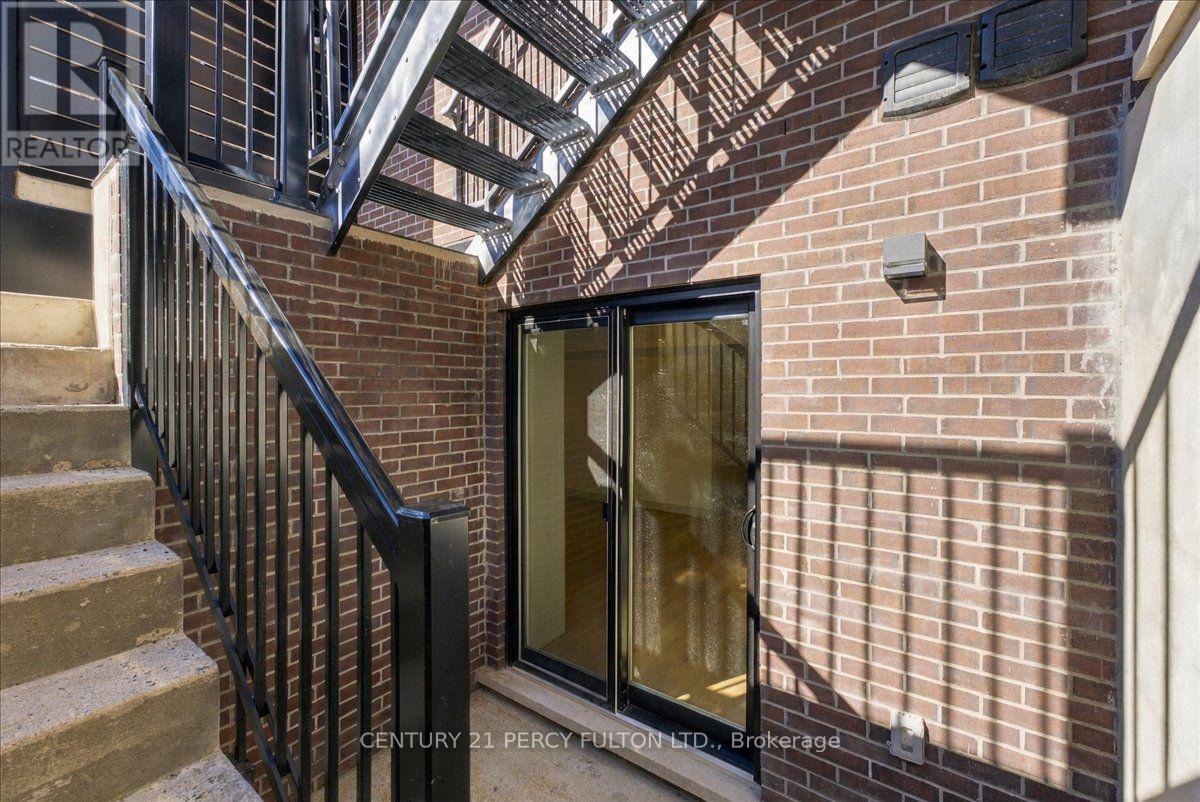 113 Hatherley Road, Toronto, ON photo 42