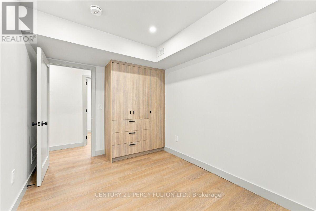 113 Hatherley Road, Toronto, ON photo 45