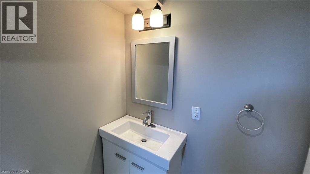 540 KING Street E Unit# A9, Hamilton — photo 6