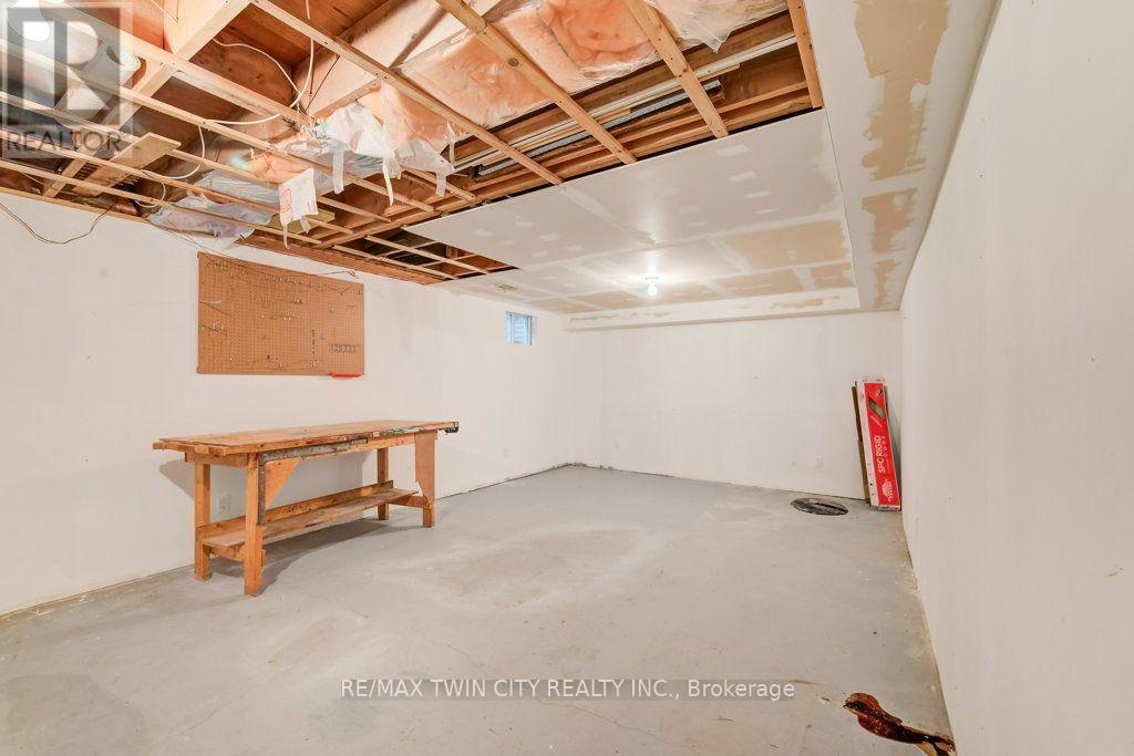 165 Mcgarry Drive, Kitchener, ON photo 41