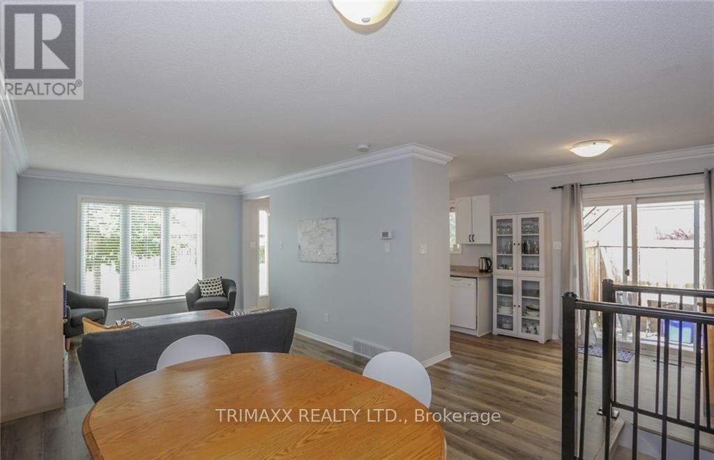54 TANOAK DRIVE, London North (North E) — photo 10