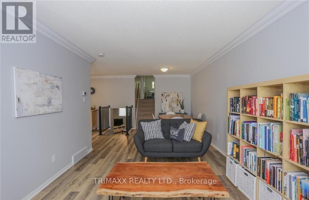 54 TANOAK DRIVE, London North (North E) — photo 6