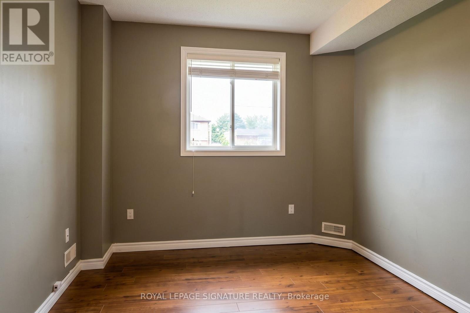 MAIN LEVEL - 654 ST. DAVID STREET N, Centre Wellington (Fergus) — photo 9