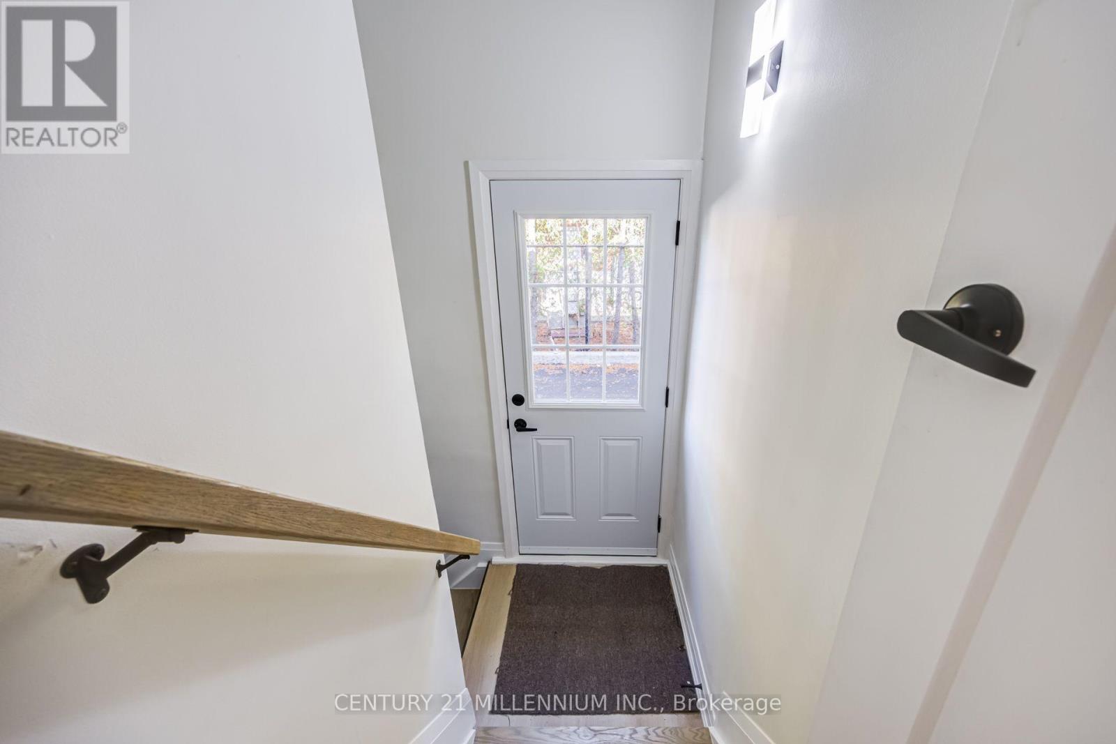LOWER - 387 EAST 19TH STREET, Hamilton (Hill Park) — photo 4