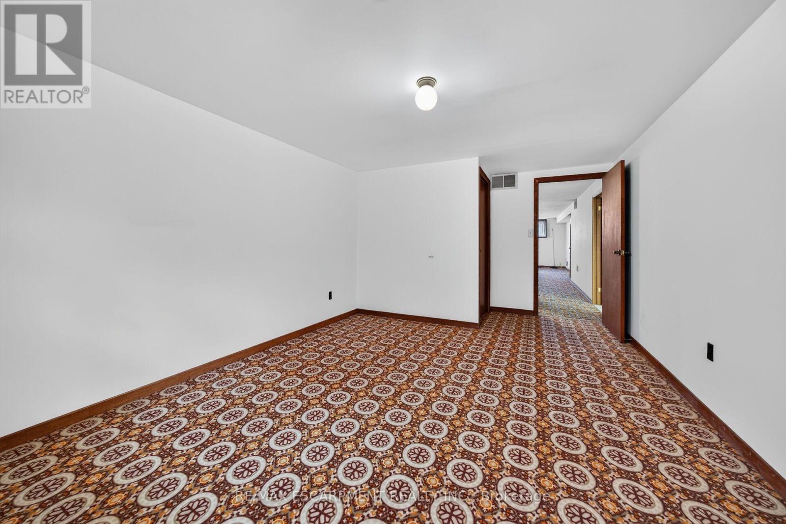 72 Teresa Street North, Hamilton, ON photo 36