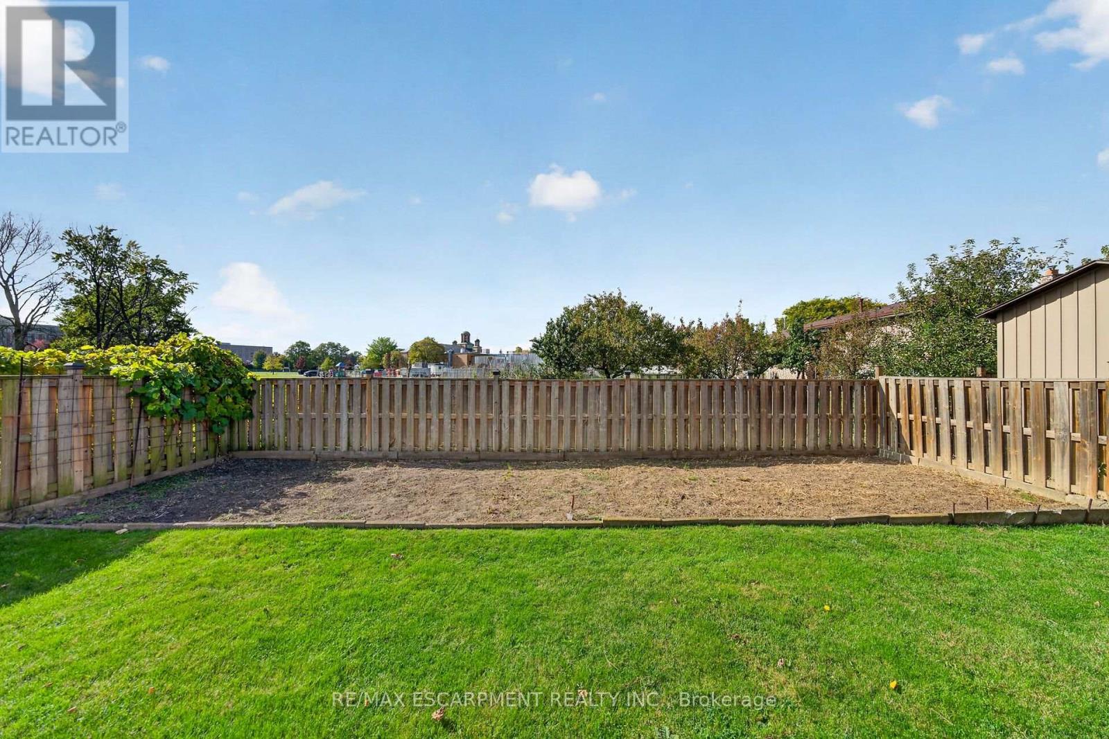 72 Teresa Street North, Hamilton, ON photo 46