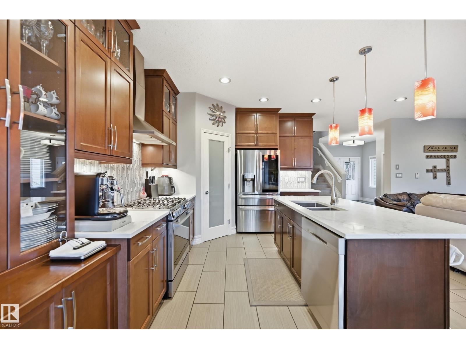 Property photograph 11 for MLS E4510944