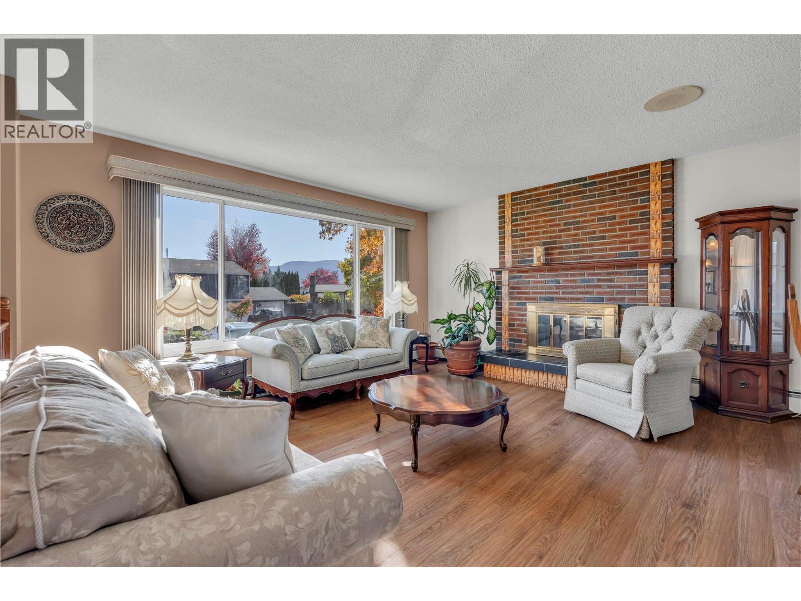 194 Acacia Crescent, Penticton - Image 1