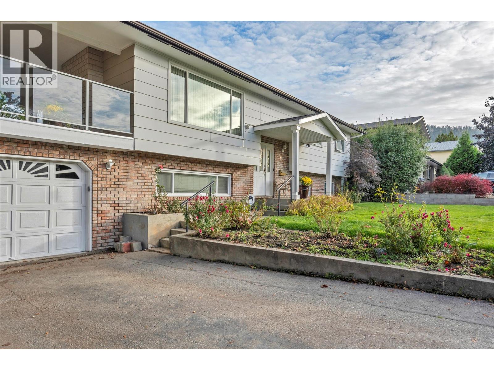 194 Acacia Crescent, Penticton - Image 1