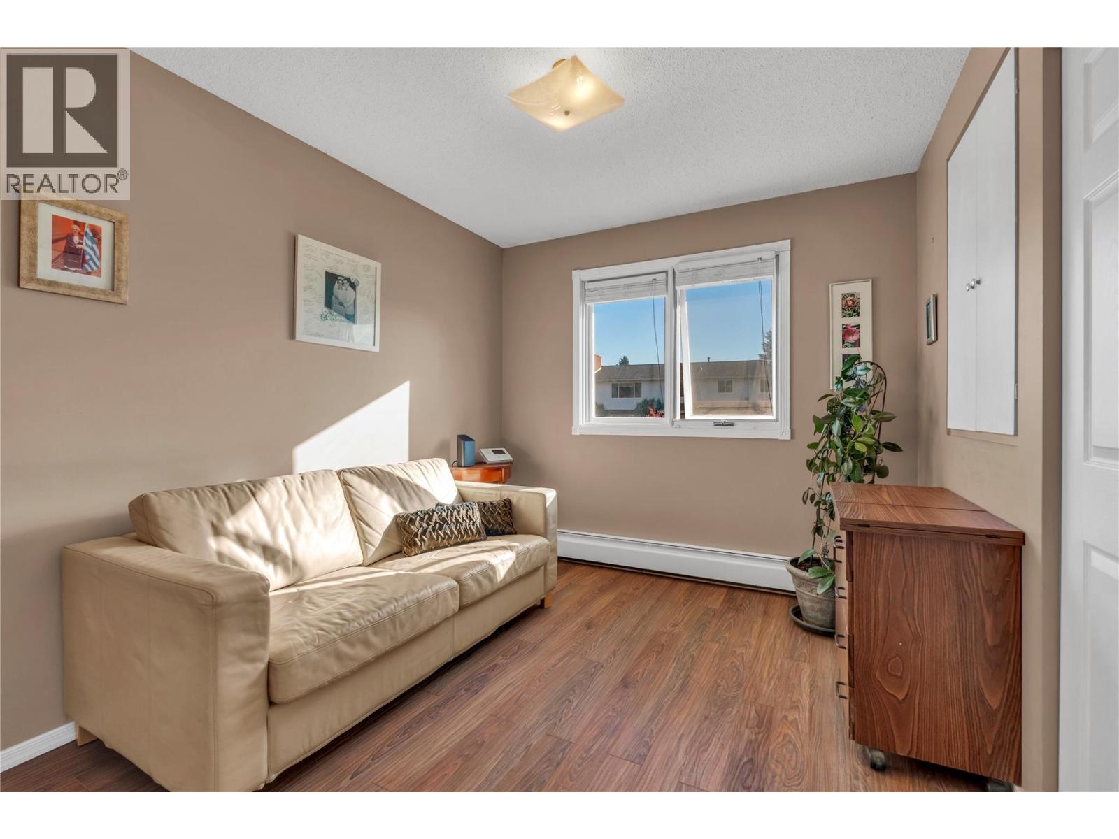 194 Acacia Crescent, Penticton - Image 1
