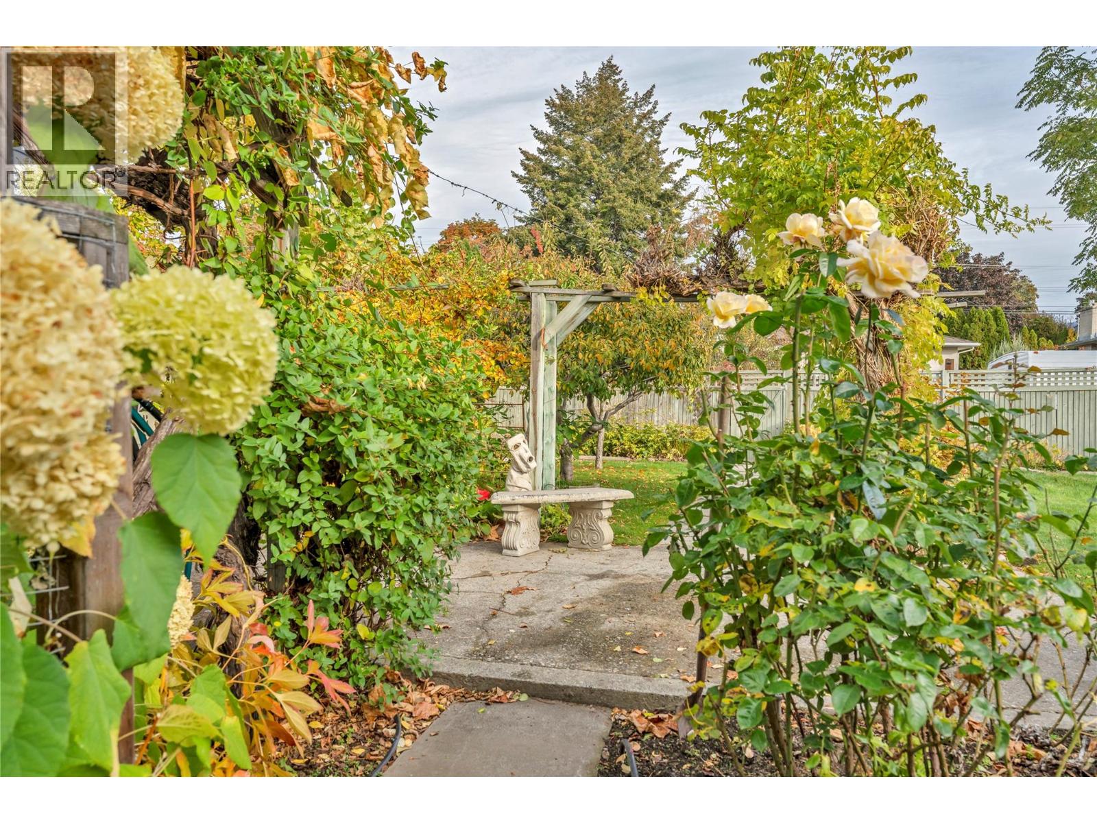 194 Acacia Crescent, Penticton - Image 1