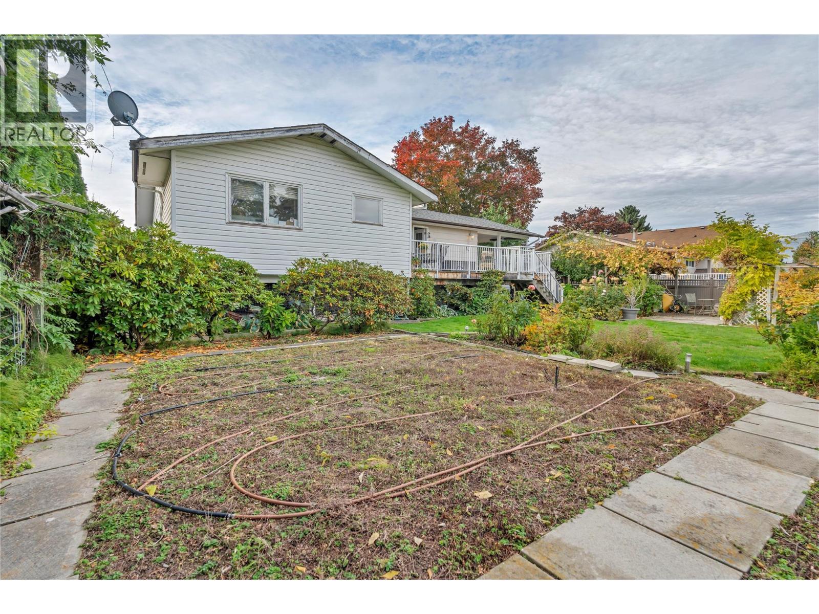 194 Acacia Crescent, Penticton - Image 1