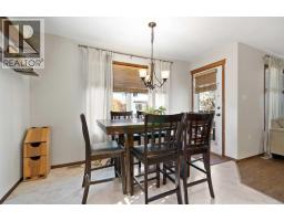 4pc Bathroom - 38 Sunrise Road Sw, Medicine Hat, AB T1B4P2 Photo 9