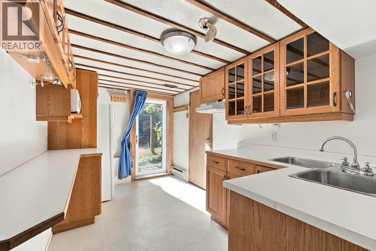 840 W 22nd Avenue, Vancouver — photo 19