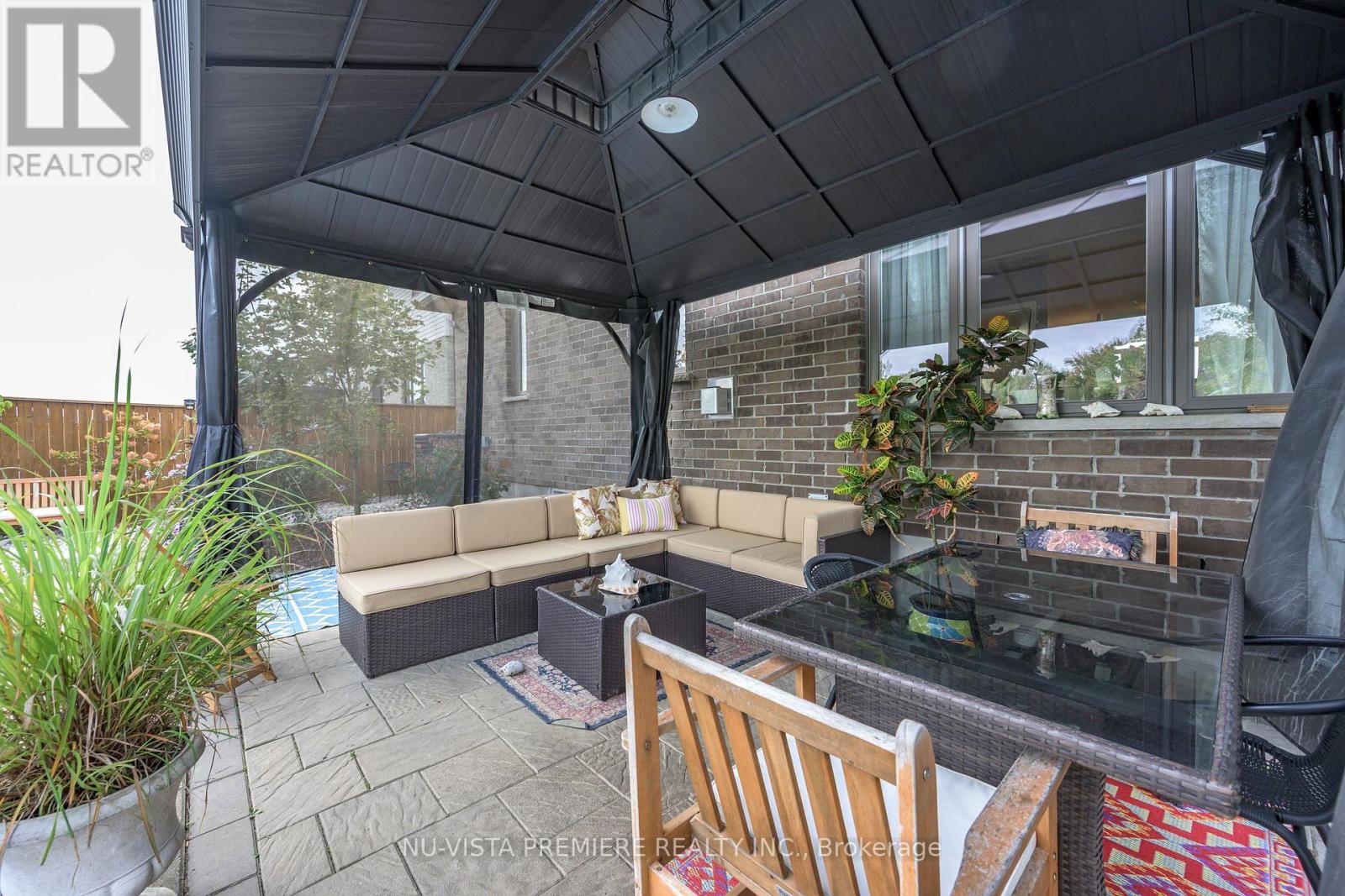 100 STUART AVENUE, Lucan Biddulph (Lucan) — photo 7